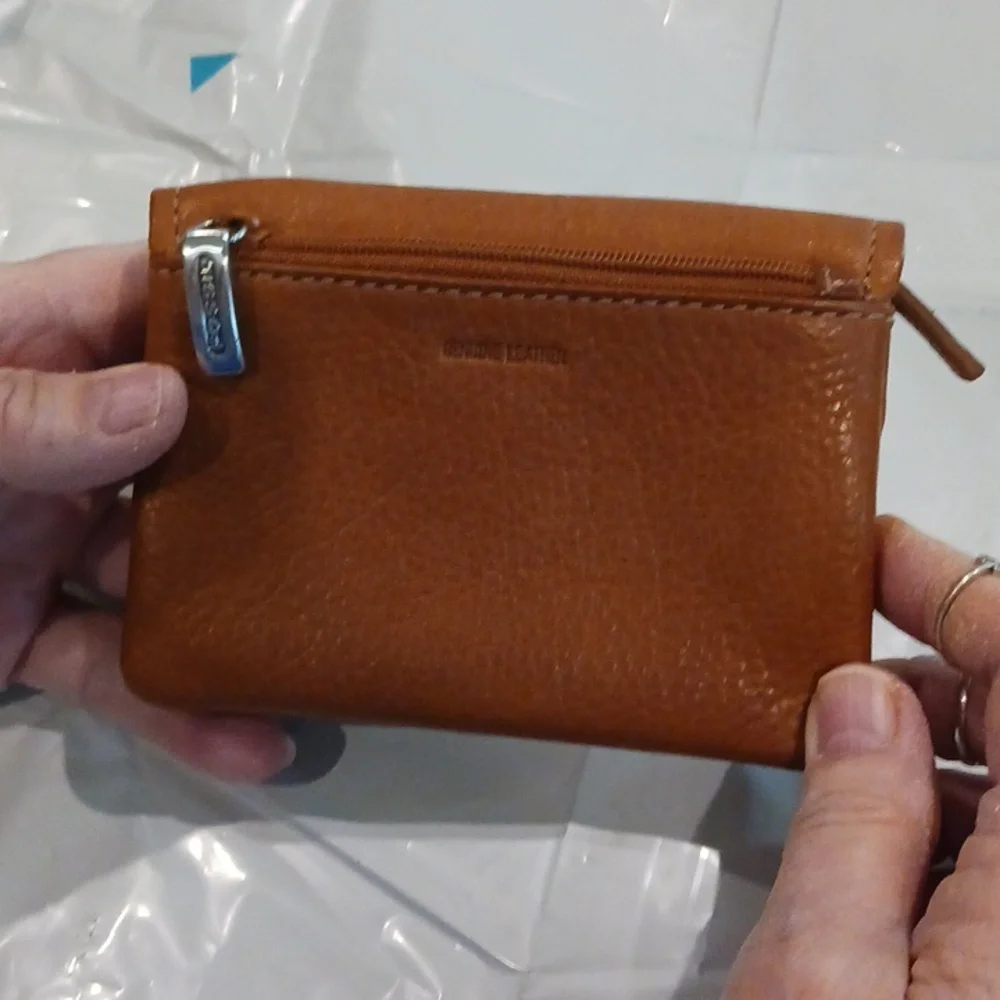 Wallet - Picture 2 of 7